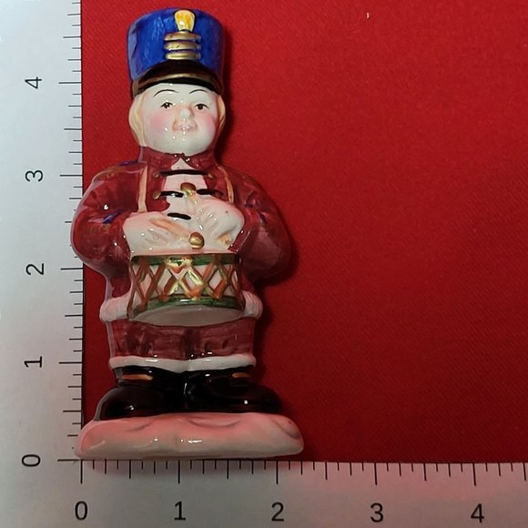 OCI Santa Sack Toy Bag & Drummer Boy Salt & Pepper Shaker Set - Picture 8 of 12